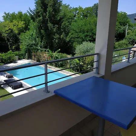 Paradiso Del Garda Vista-verde 公寓